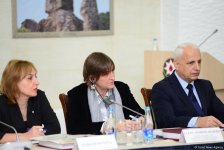 Əsir və itkin düşmüş, girov götürülmüş vətəndaşlarla əlaqədar Dövlət Komissiyasının iclası keçirilib (FOTO)