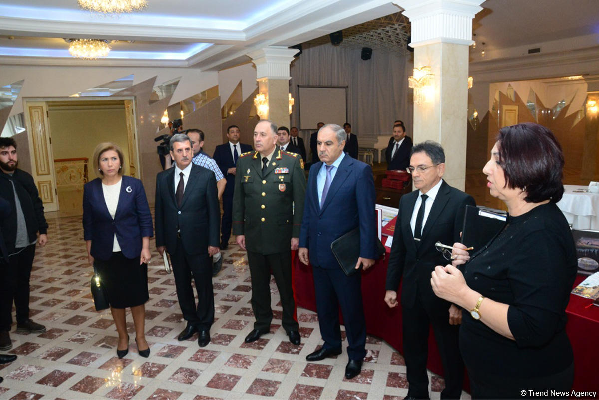Əsir və itkin düşmüş, girov götürülmüş vətəndaşlarla əlaqədar Dövlət Komissiyasının iclası keçirilib (FOTO)