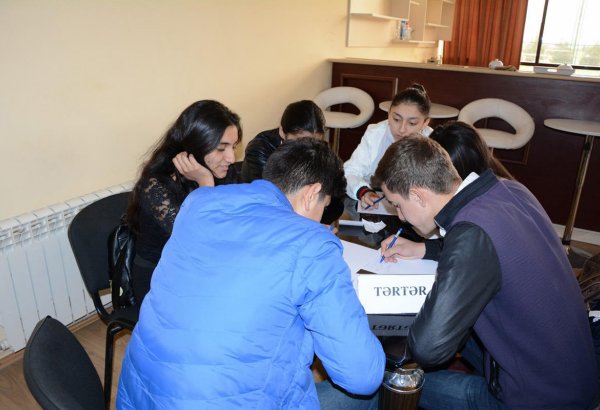 “İrəli” intellektual yarışların regional turnirlərinə start verib (FOTO)
