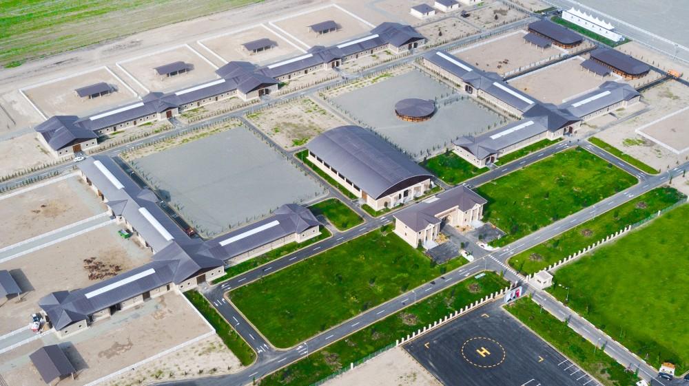 Prezident İlham Əliyev və birinci xanım Mehriban Əliyeva Qarabağ Atçılıq Kompleksinin açılışında iştirak ediblər (FOTO)