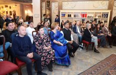 Heydər Əliyev Fondunun vitse-prezidenti Leyla Əliyeva dünya şöhrətli yoqin Sadhquru ilə görüşdə və kitab təqdimatında iştirak edib (FOTO)