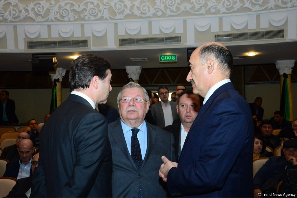 Xalq artisti Amaliya Pənahova dəfn olunub (YENİLƏNİB) (FOTO)