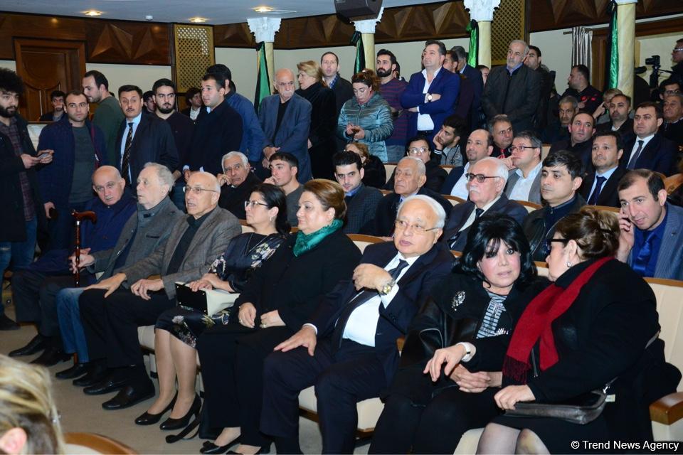 Xalq artisti Amaliya Pənahova dəfn olunub (YENİLƏNİB) (FOTO)