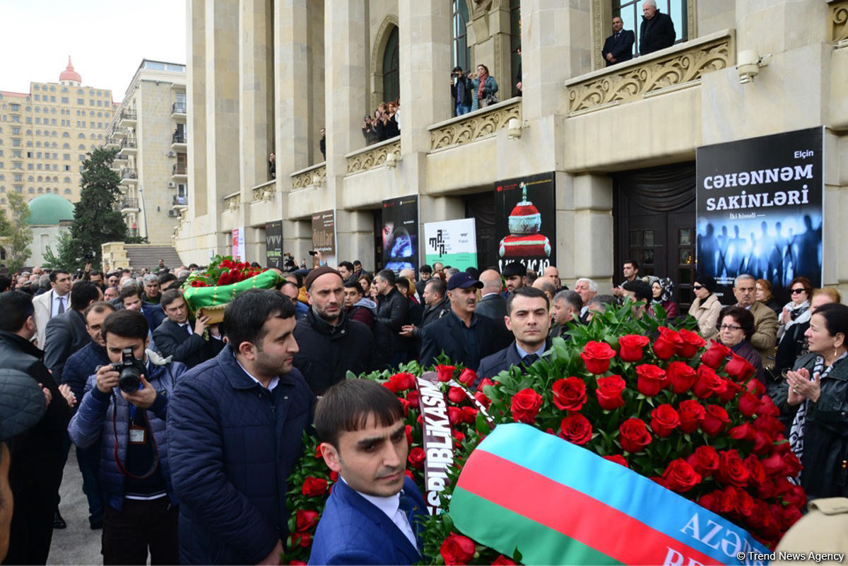 Xalq artisti Amaliya Pənahova dəfn olunub (YENİLƏNİB) (FOTO)