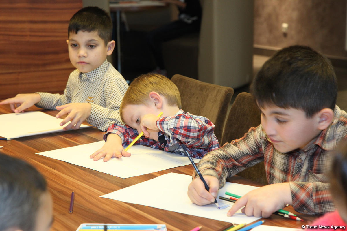 Azərbaycan Sənaye Korporasiyası Dövlət Bayrağı Günü münasibətilə tədbir keçirib (FOTO)