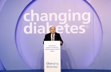 Heydər Əliyev Fondu şəkərli diabet xəstəliyindən əziyyət çəkən uşaqların insulin preparatları ilə təmin olunması istiqamətində layihələr həyata keçirib (FOTO)