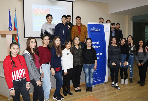 Bilik Fondu Azərbaycan Universitetində mühazirə təşkil edib (FOTO)