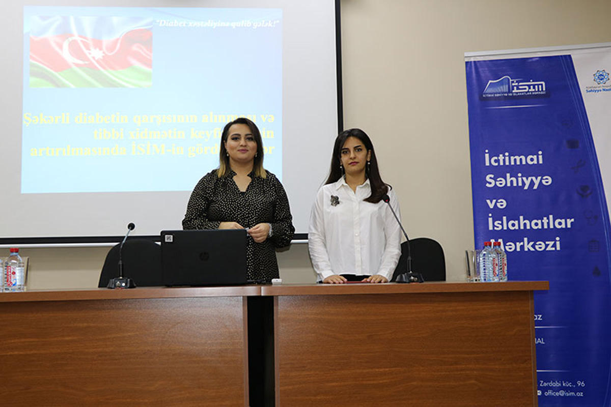 Bilik Fondu Azərbaycan Universitetində mühazirə təşkil edib (FOTO)