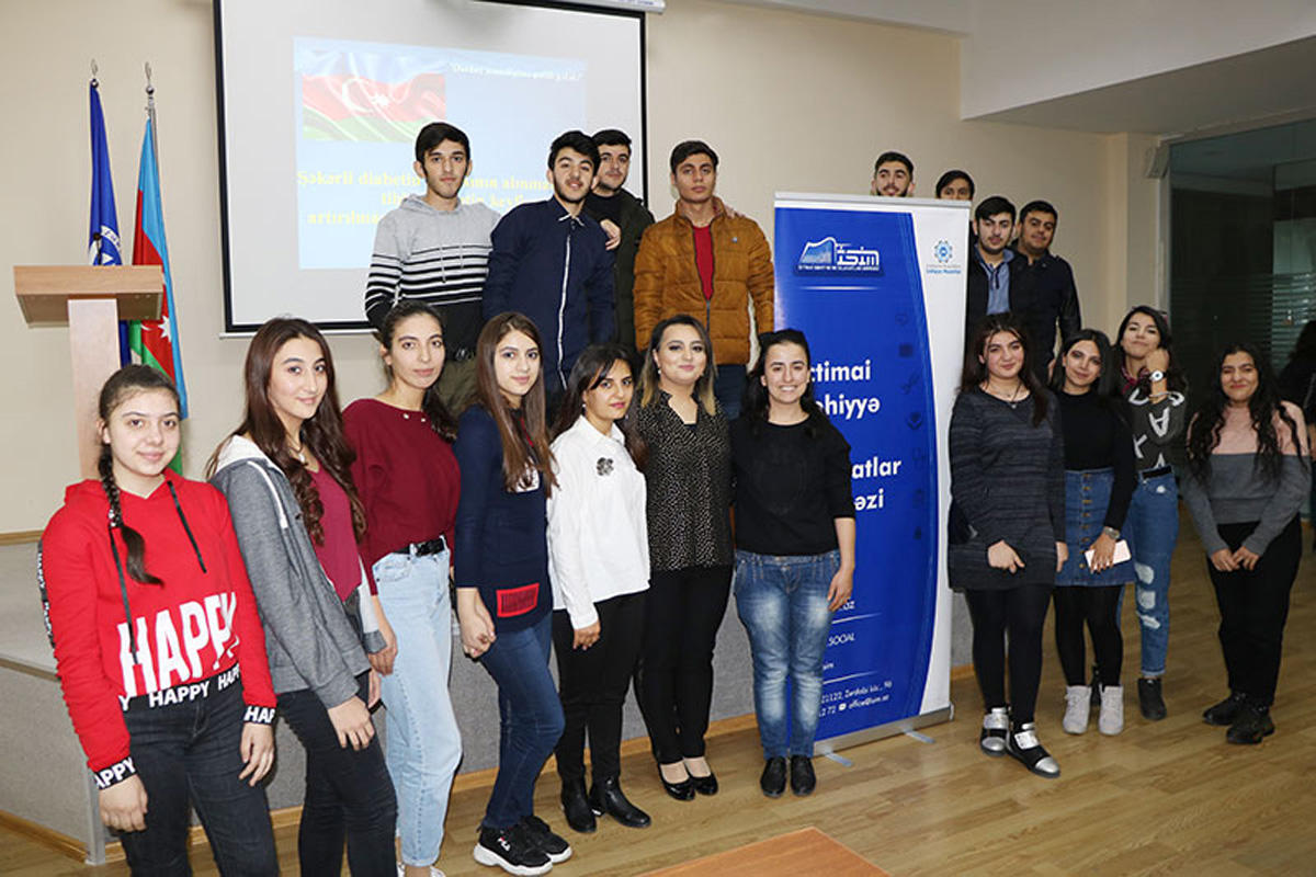 Bilik Fondu Azərbaycan Universitetində mühazirə təşkil edib (FOTO)