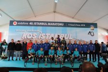Azərbaycanlı marafonçu Asiyadan Avropaya qaçaraq rekorda imza atıb (FOTO)
