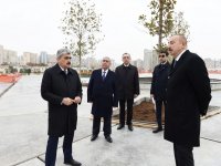 Prezident İlham Əliyev Təzəpir məscidinin ətrafında görülən abadlıq-quruculuq işlərinin icra vəziyyəti ilə tanış olub (FOTO) (YENİLƏNİB)