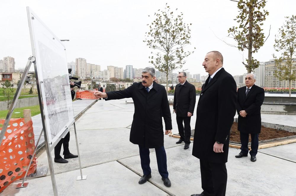 Prezident İlham Əliyev Təzəpir məscidinin ətrafında görülən abadlıq-quruculuq işlərinin icra vəziyyəti ilə tanış olub (FOTO) (YENİLƏNİB)