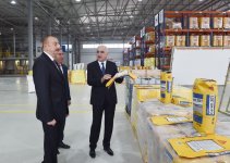 Prezident İlham Əliyev Sumqayıt Kimya Sənaye Parkında inşaat kimyəviləri zavodunun açılışında iştirak edib (FOTO) (YENİLƏNİB)