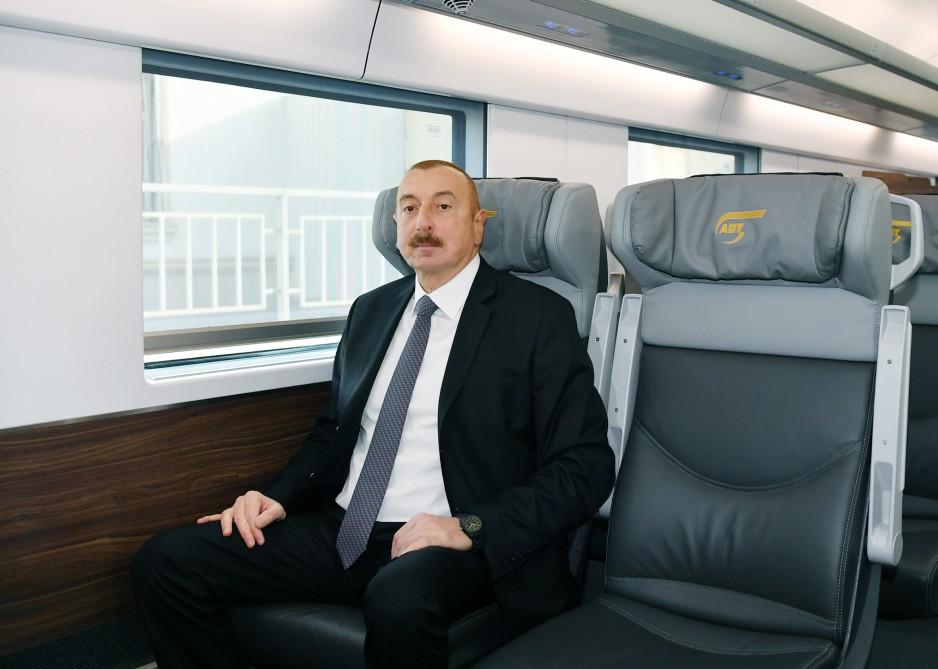 Prezident İlham Əliyev Sumqayıt Dəmir Yolu Vağzalı Kompleksinin açılışında iştirak edib (FOTO) (YENİLƏNİB)