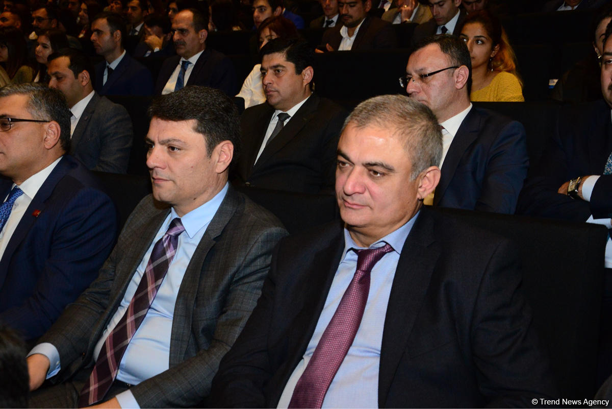 Azərbaycan Gənclərinin VIII Forumu keçirilib (FOTO)