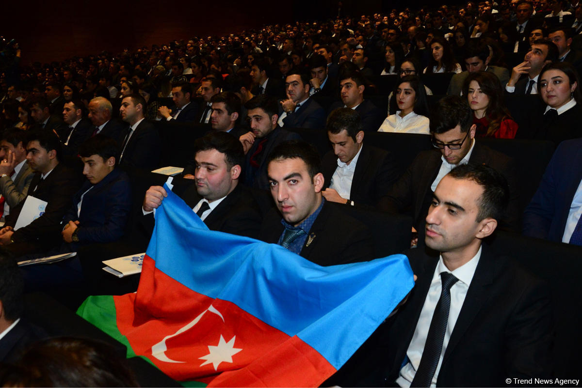 Azərbaycan Gənclərinin VIII Forumu keçirilib (FOTO)