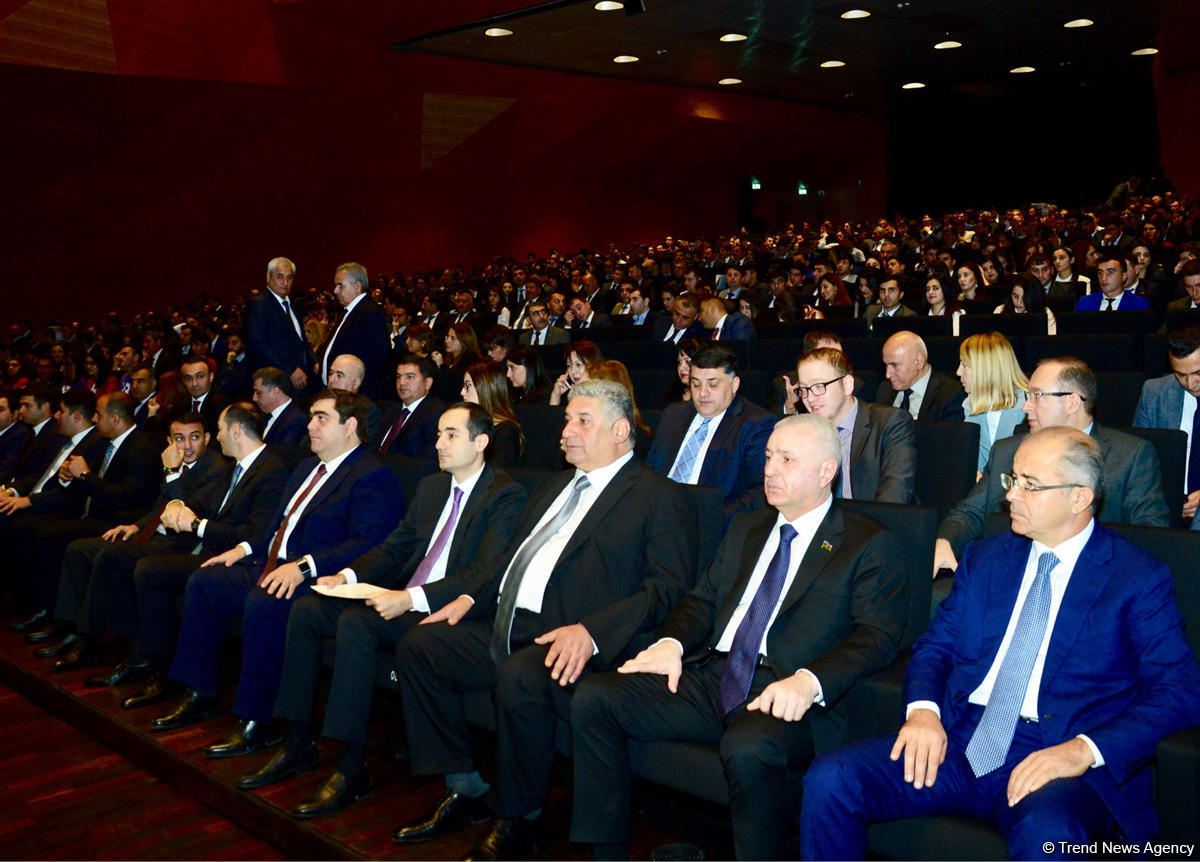 Azərbaycan Gənclərinin VIII Forumu keçirilib (FOTO)