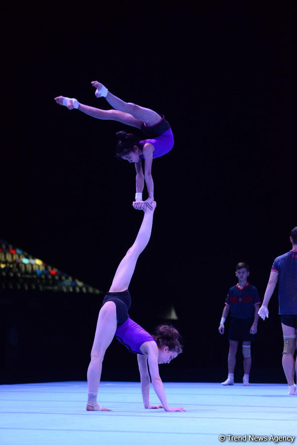 Bakıda akrobatika gimnastikası üzrə Dünya Kubokunda iştirak edəcək idmançıların podium məşqləri keçirilir (FOTO)