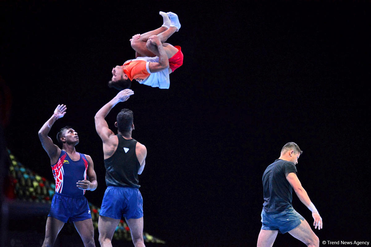 Bakıda akrobatika gimnastikası üzrə Dünya Kubokunda iştirak edəcək idmançıların podium məşqləri keçirilir (FOTO)