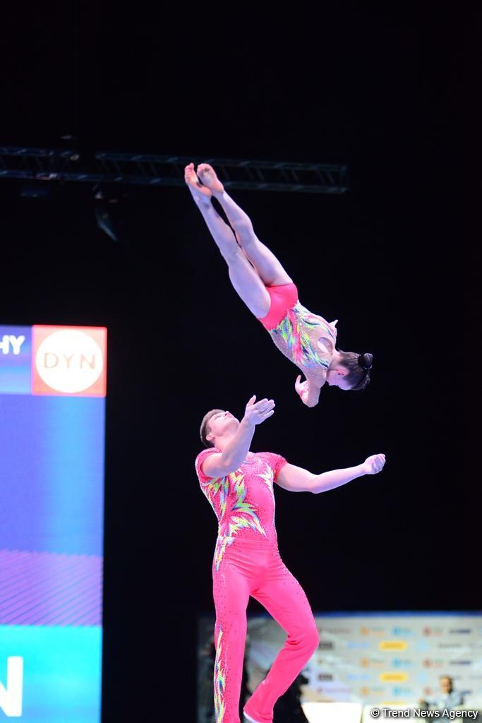 Akrobatika gimnastikası üzrə Dünya Kubokunun birinci günü: Ən yaxşı anlar (FOTO)