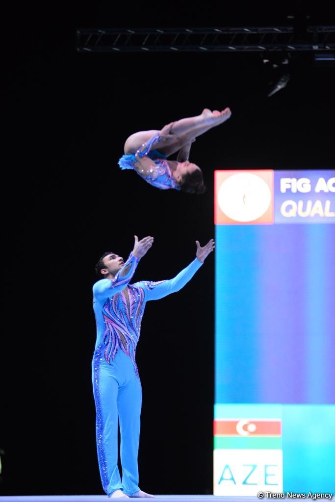 Akrobatika gimnastikası üzrə Dünya Kubokunun birinci günü: Ən yaxşı anlar (FOTO)