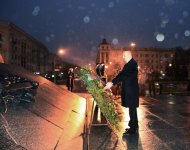 Prezident İlham Əliyev Minskdə “Qələbə” meydanını ziyarət edib (FOTO)