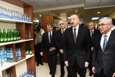 Prezident İlham Əliyev Minskdə Azərbaycan Ticarət Evi ilə tanış olub (FOTO)