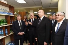 Prezident İlham Əliyev Minskdə Azərbaycan Ticarət Evi ilə tanış olub (FOTO)