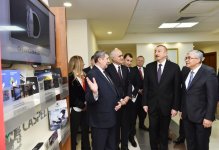 Prezident İlham Əliyev Minskdə Azərbaycan Ticarət Evi ilə tanış olub (FOTO)