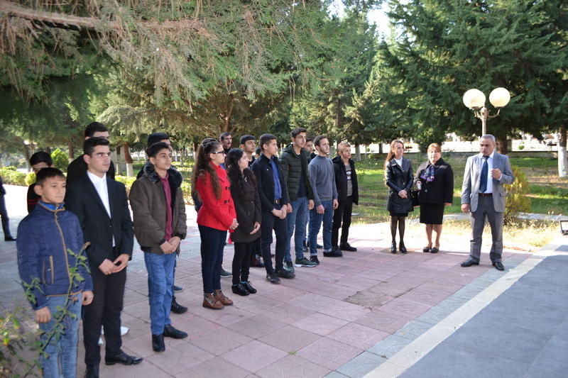 Bilik Fondu “Uşaq hüquqları aylığı” çərçivəsində balaca Zəhranın məzarını ziyarət edib (FOTO)
