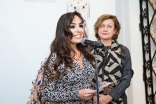 Heydər Əliyev Fondunun vitse-prezidenti Leyla Əliyeva Moskvada “Yeddi gözəl” sərgisinin açılışında iştirak edib (FOTO)