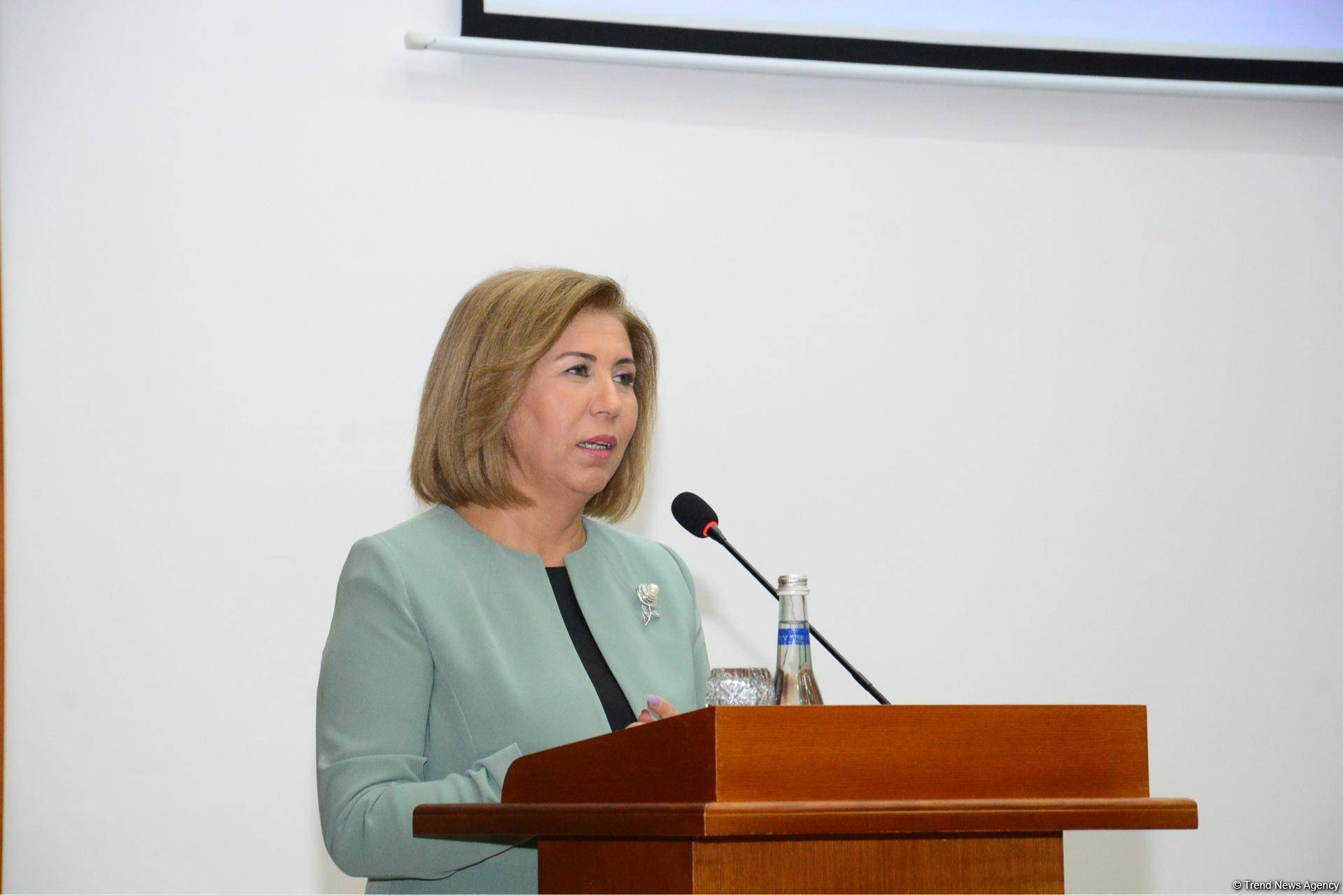 Yeni Azərbaycan Partiyasının yaradılmasının 26-cı ildönümü ilə bağlı tədbir keçirilib (FOTO)