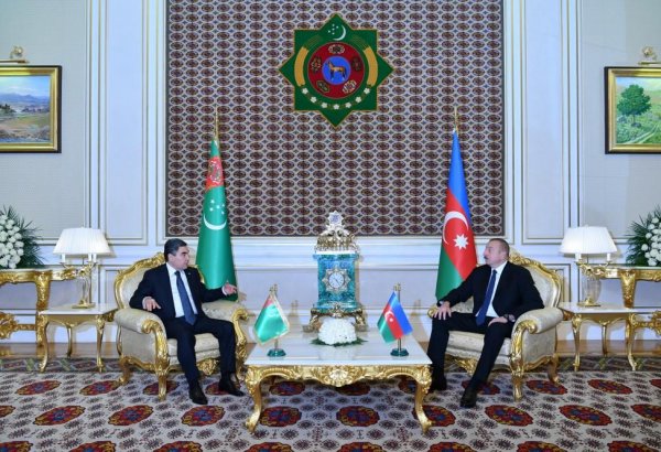 Prezident İlham Əliyev: Azərbaycan və Türkmənistan regional əməkdaşlıq, regionda təhlükəsizliyin möhkəmlənməsi məsələlərində mühüm rol oynayır