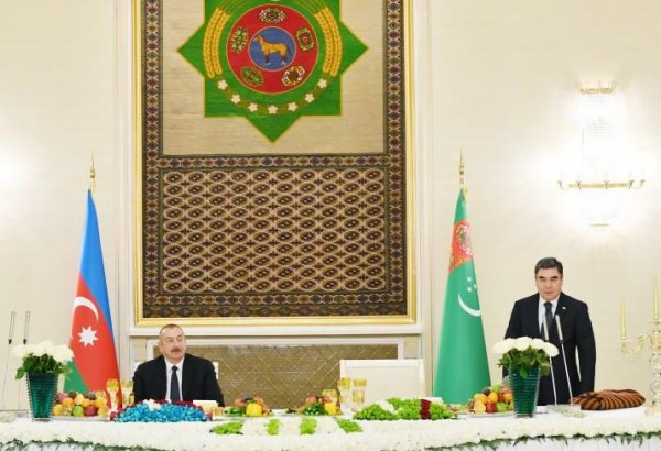 Berdiməhəmmədov: Türkmənistan və Azərbaycan güclü ehtiyat potensialından həm öz xalqlarının, həm də qonşularının, regionun rifahı naminə istifadə edib