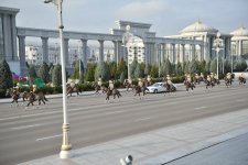 Prezident İlham Əliyevin Aşqabadda rəsmi qarşılanma mərasimi olub (FOTO)