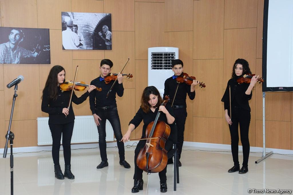 Şəkidə Rasim Ocaqov adına Uşaq-gənclər İnkişaf Mərkəzinin təntənəli açılışı olub (FOTO)