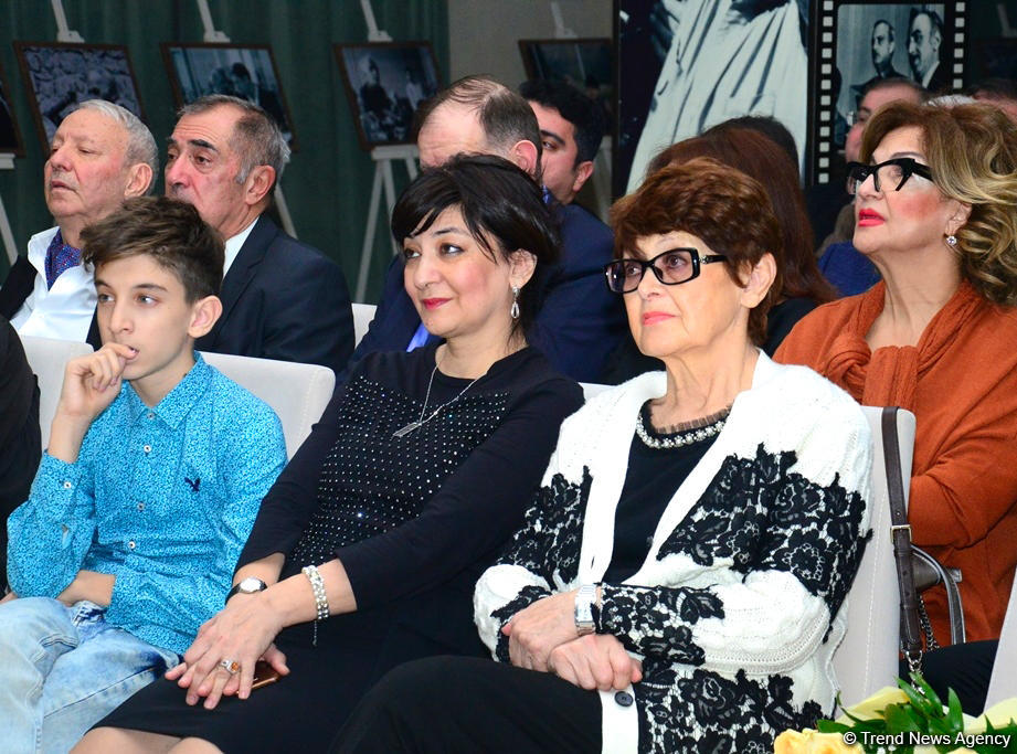 Şəkidə Rasim Ocaqovun 85 illik yubileyinə həsr olunmuş film və foto müsabiqəsinin qaliblərinin mükafatlandırılma mərasimi keçirilib (FOTO)