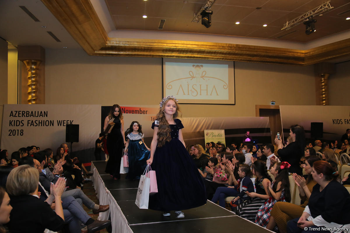 “Azerbaijan Kids Fashion Week 2018” uşaq moda nümayişi keçirilib (FOTO)