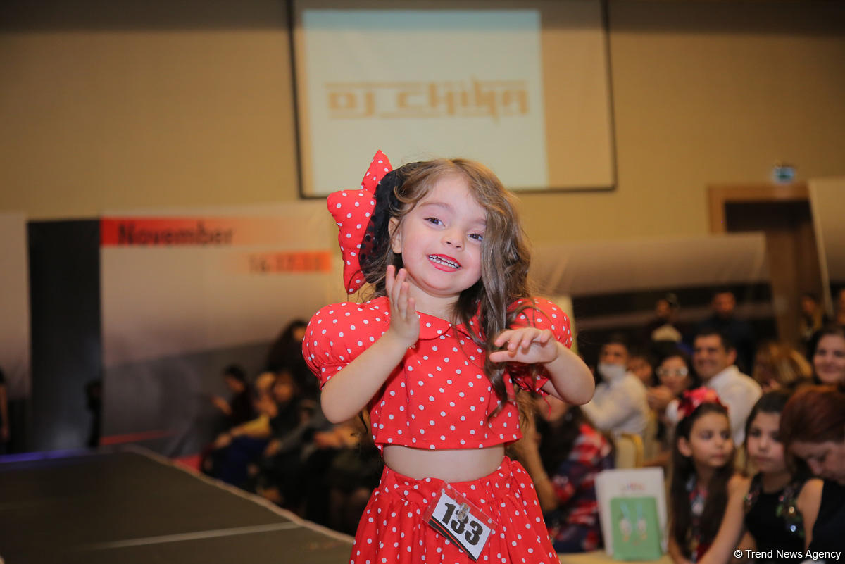 “Azerbaijan Kids Fashion Week 2018” uşaq moda nümayişi keçirilib (FOTO)