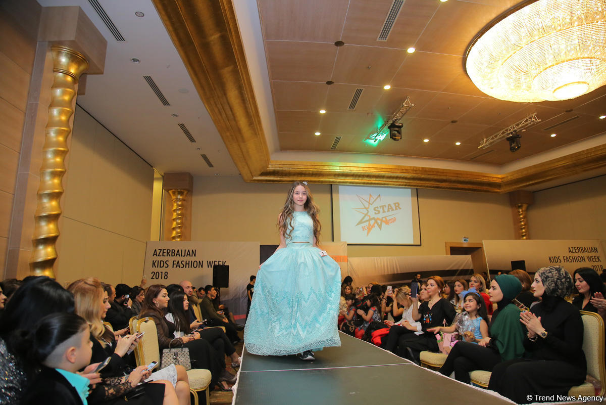 “Azerbaijan Kids Fashion Week 2018” uşaq moda nümayişi keçirilib (FOTO)