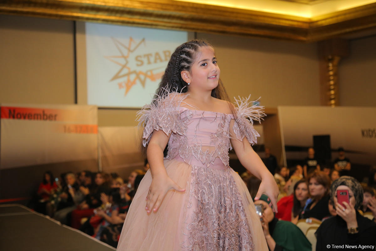 “Azerbaijan Kids Fashion Week 2018” uşaq moda nümayişi keçirilib (FOTO)