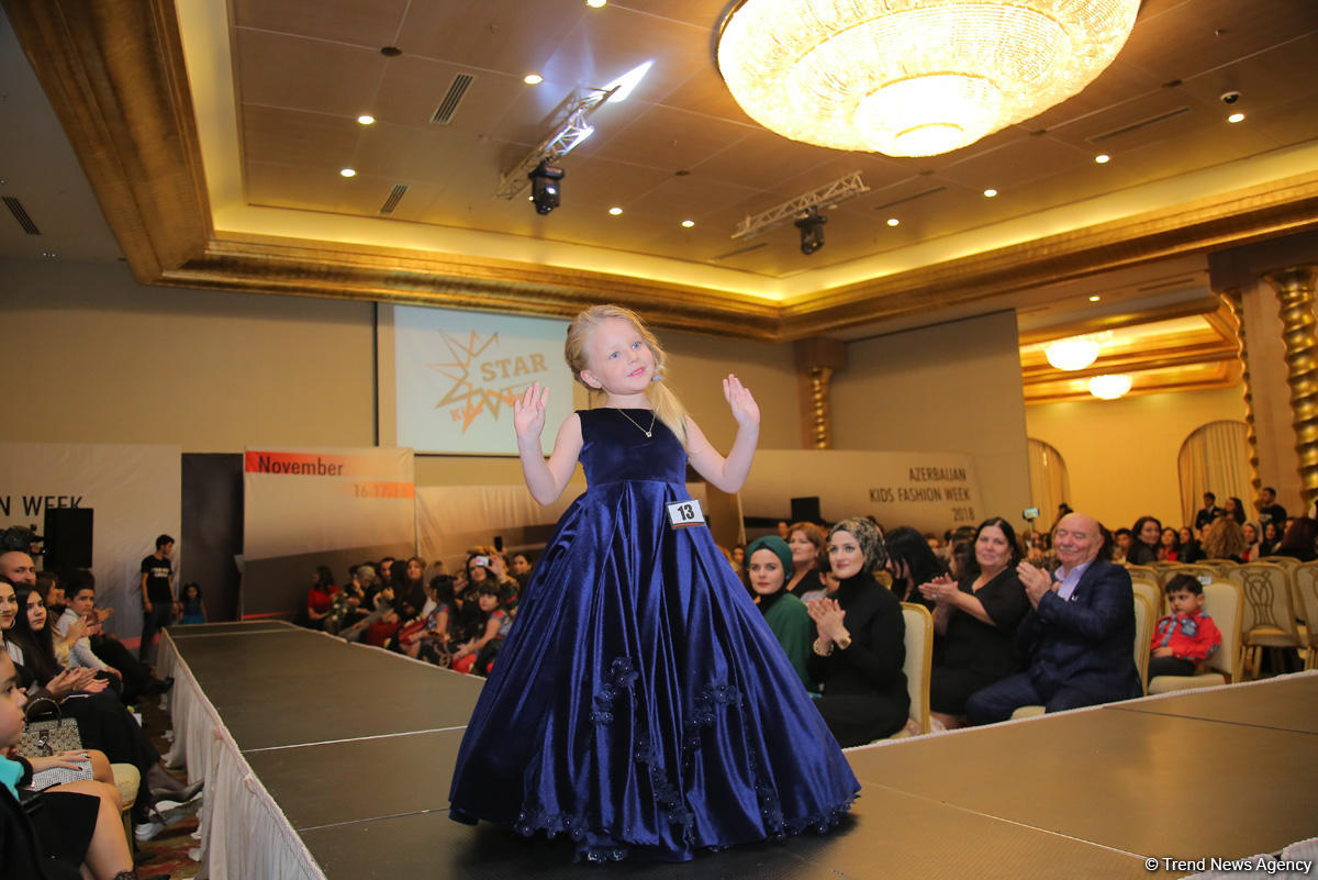 “Azerbaijan Kids Fashion Week 2018” uşaq moda nümayişi keçirilib (FOTO)
