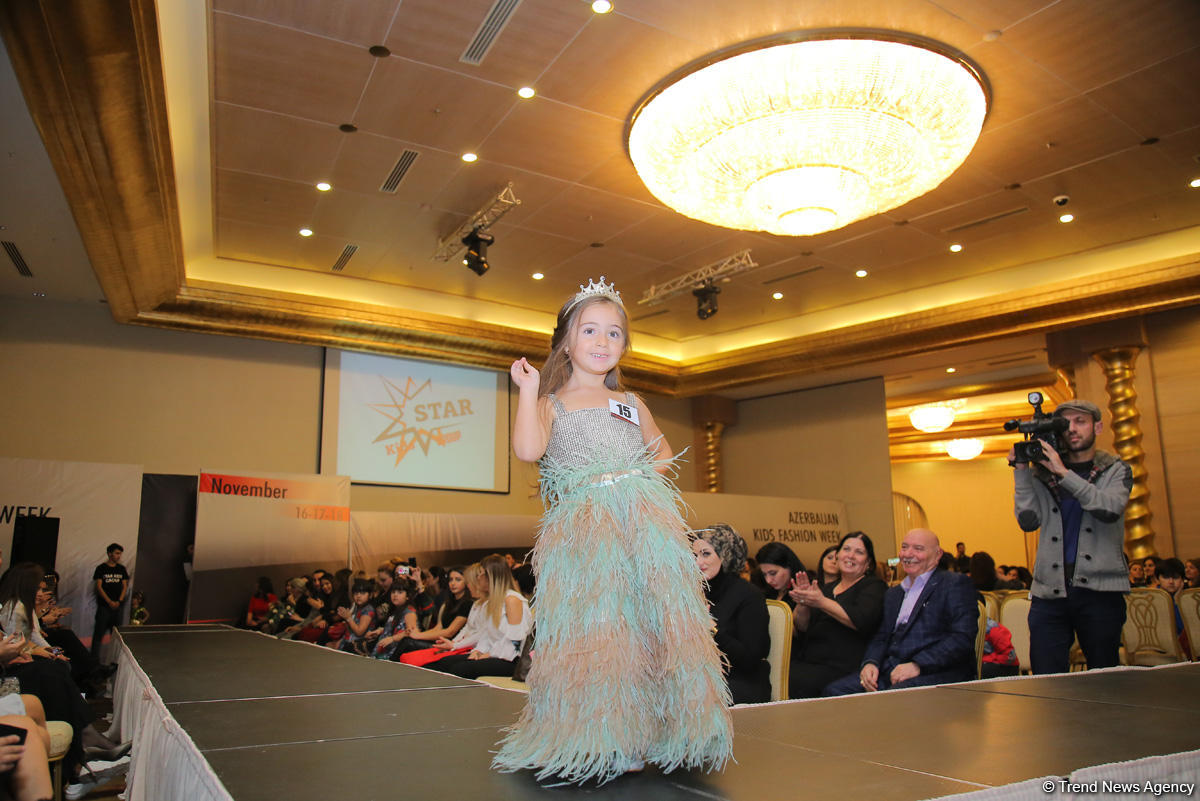 “Azerbaijan Kids Fashion Week 2018” uşaq moda nümayişi keçirilib (FOTO)