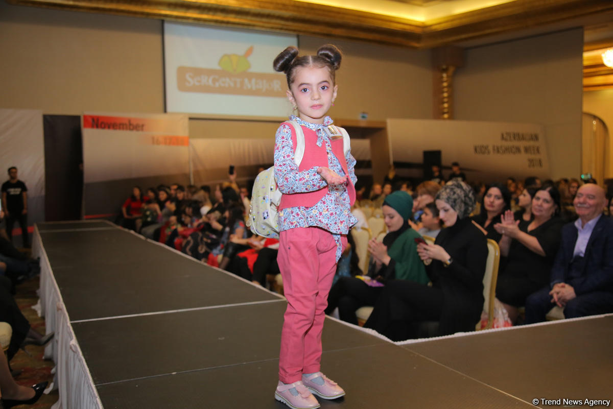 “Azerbaijan Kids Fashion Week 2018” uşaq moda nümayişi keçirilib (FOTO)