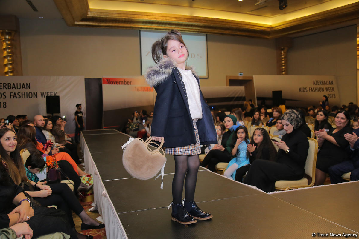 “Azerbaijan Kids Fashion Week 2018” uşaq moda nümayişi keçirilib (FOTO)