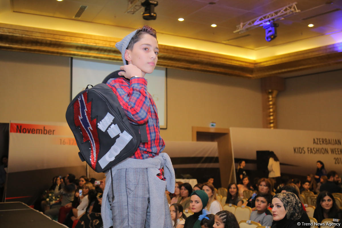 “Azerbaijan Kids Fashion Week 2018” uşaq moda nümayişi keçirilib (FOTO)