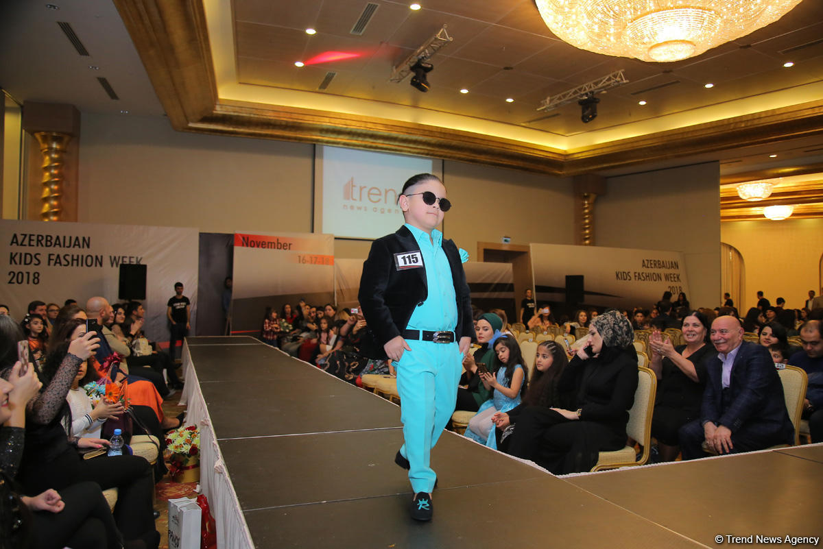 “Azerbaijan Kids Fashion Week 2018” uşaq moda nümayişi keçirilib (FOTO)