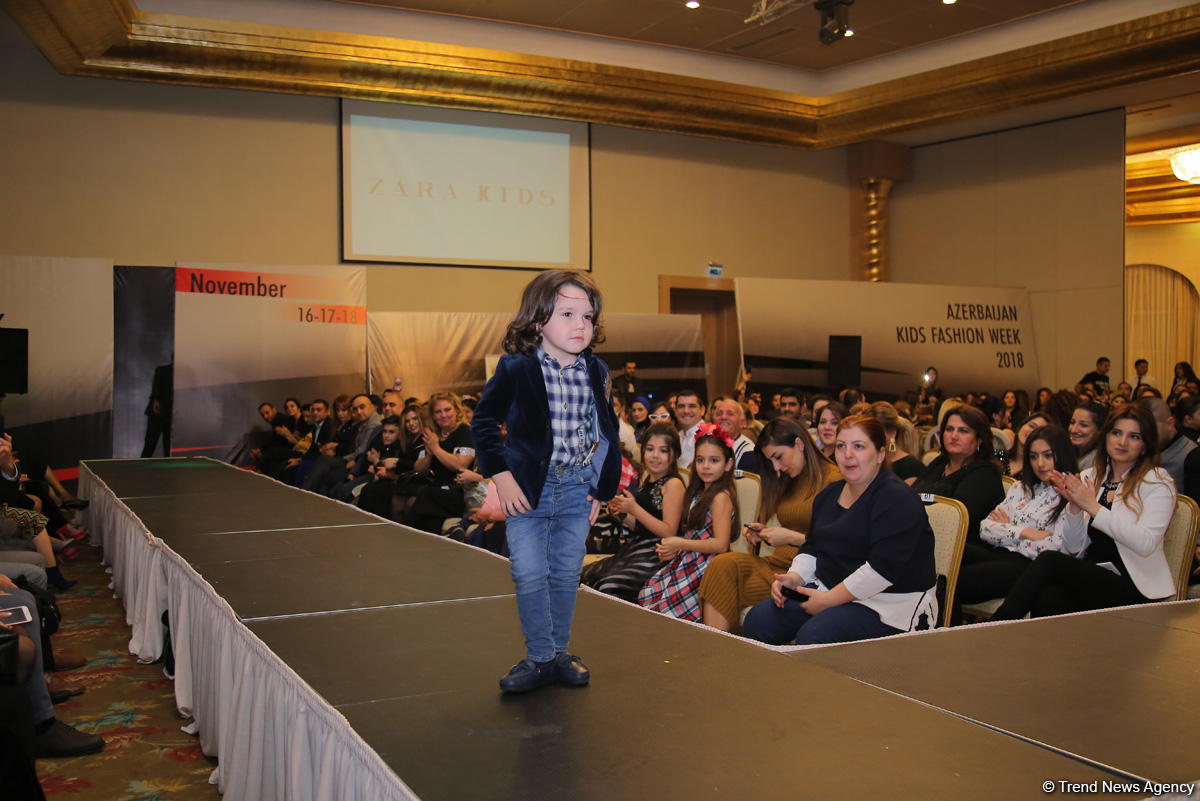 “Azerbaijan Kids Fashion Week 2018” uşaq moda nümayişi keçirilib (FOTO)