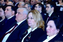 Azərbaycan müəllimlərinin XV qurultayı işini yekunlaşdırdı (FOTO) (YENİLƏNİB 2)
