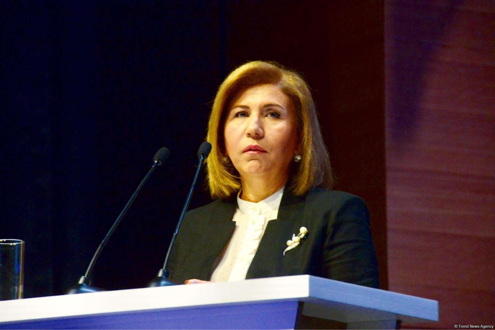 Azərbaycan müəllimlərinin XV qurultayı işini yekunlaşdırdı (FOTO) (YENİLƏNİB 2)
